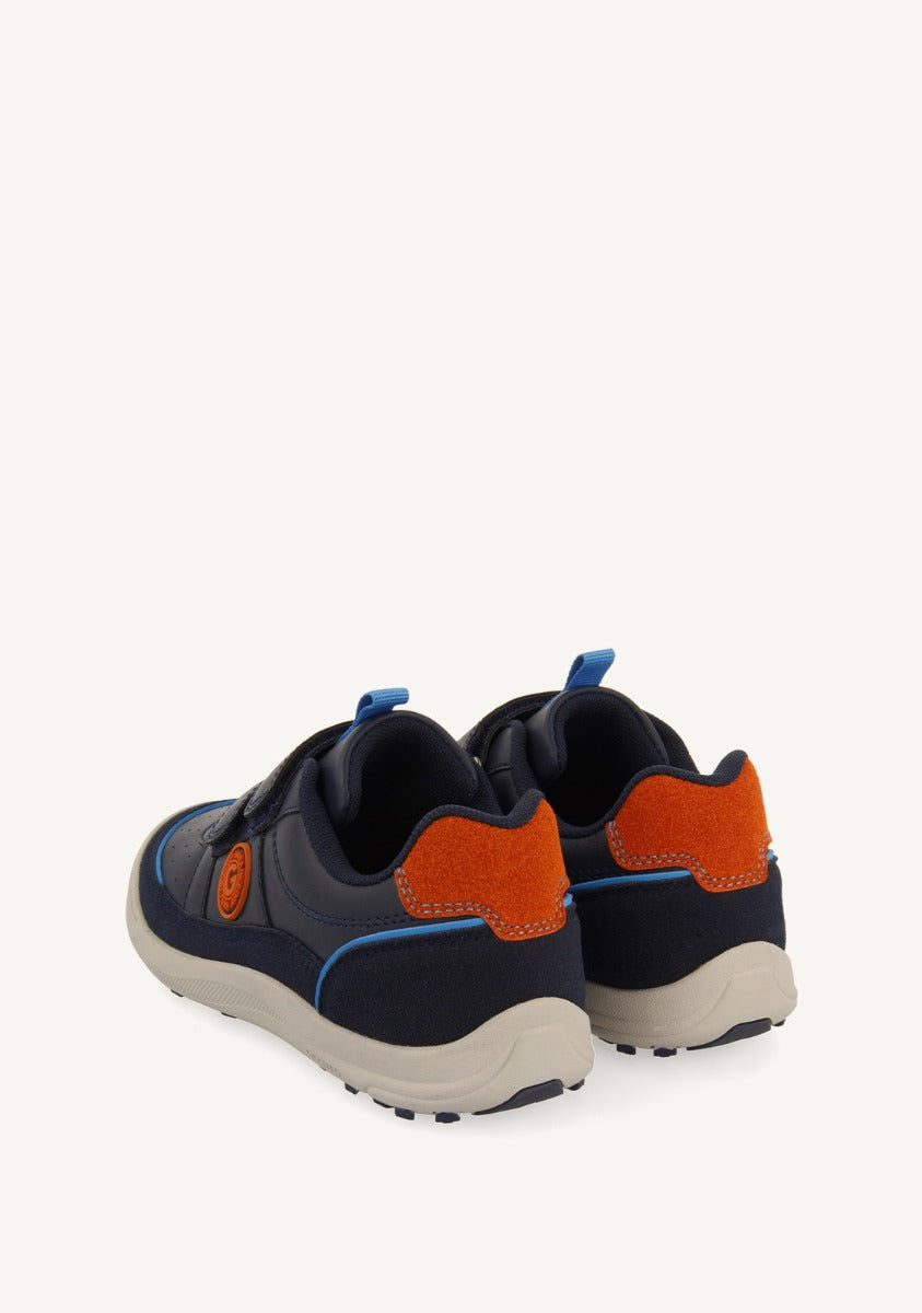 BASKET STYLE SPORTS SHOES